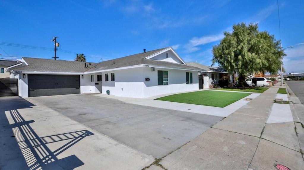 H&H Modern Lux 4Bd 1 King Suite 3 Queen Socal Disney Westminster Ngoại thất bức ảnh
